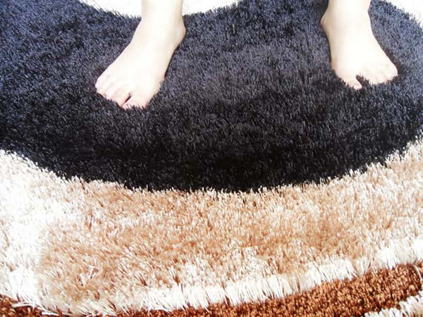 涤纶地毯(具有挺括不皱的显著特点